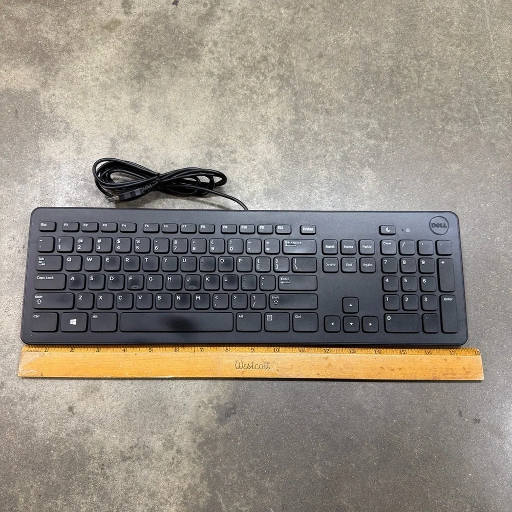 Dell KB113P USB Wired Keyboard Slim Full Size Quiet Keys Windows PC Laptop